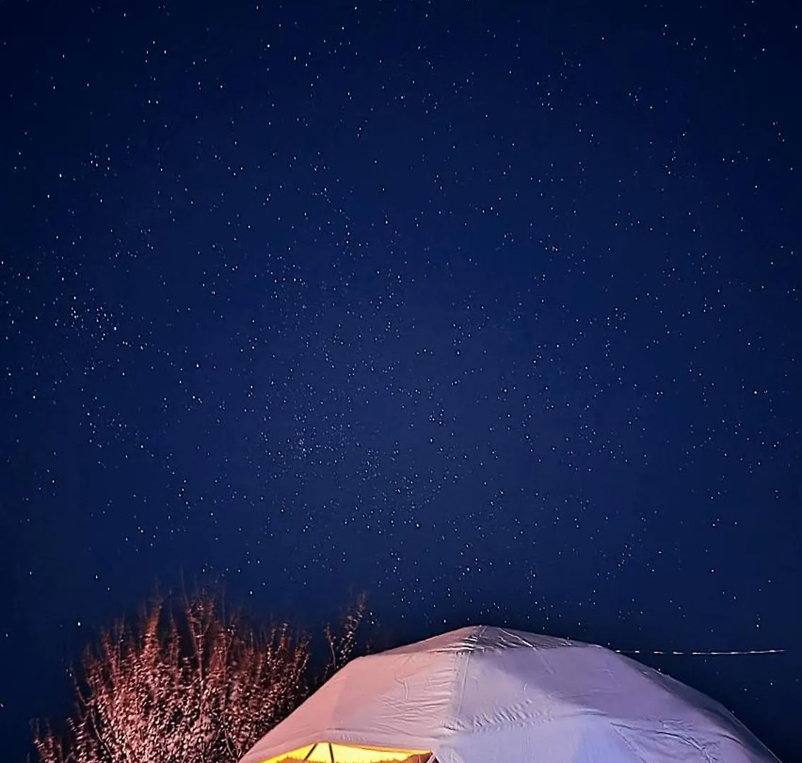 Ze Oni Glamping Otel Tiflis Gürcistan
